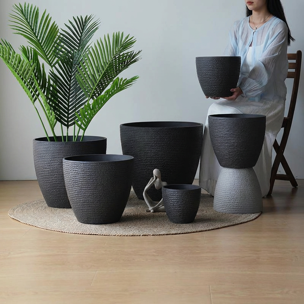 Cloudstone Classic Egg Planter - Large