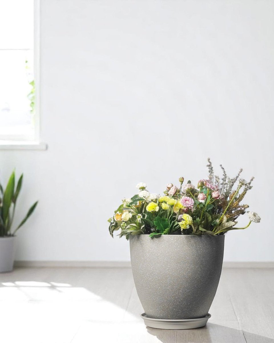Stria Egg Pots - XXL - Planter - 5446393642045 - Tumbleweed Plants - Online Plant Delivery Singapore